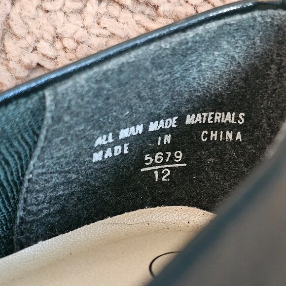 Soft Flexible by Highlight Womens 8 Black Low Heel Pumps Comfort Slip On Shoes - Picture 6 of 11